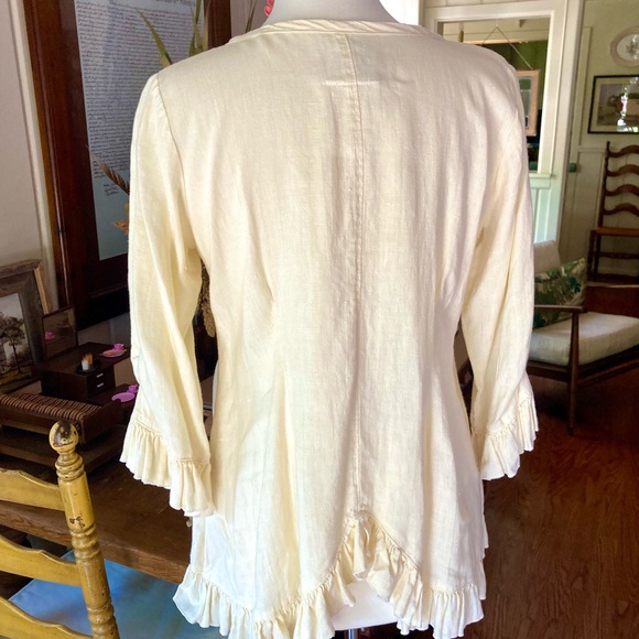 Heart’s Desire by Mary Grace Soft Yellow Linen Top Small - Picture 5 of 7